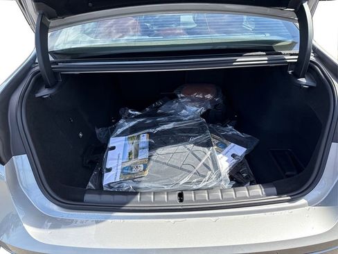 New 2026 BMW i7 eDrive50 image 13