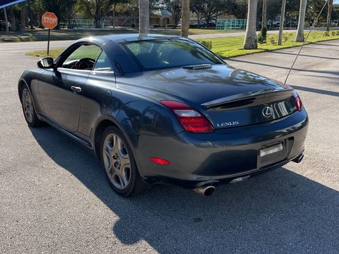 Used 2006 Lexus SC 430 Convertible image 10