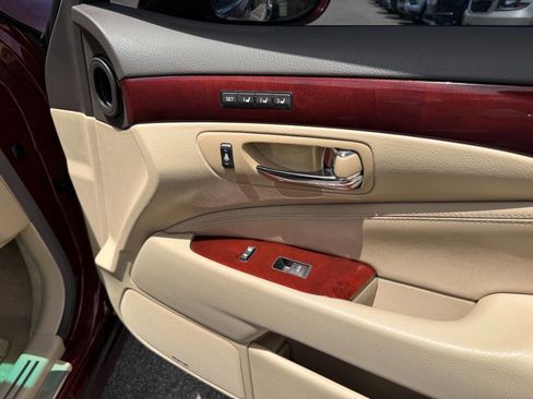 Used 2009 Lexus LS 460 RWD image 40