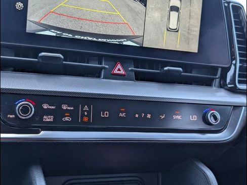 Certified 2024 Kia Sportage SX AWD/4WD image 15