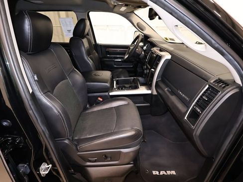 Used 2016 RAM 3500 Laramie AWD/4WD image 19