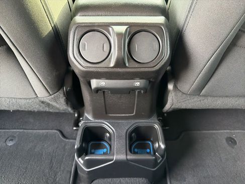 Used 2020 Jeep Gladiator Sport w/ Quick Order Package 24S image 20