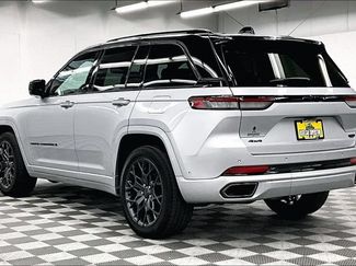 Used 2025 Jeep Grand Cherokee Summit w/ Obsidian Package AWD/4WD video 2