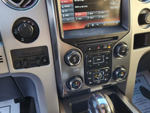 Used 2014 Ford F150 FX4 w/ Equipment Group 402A Luxury AWD/4WD image 14
