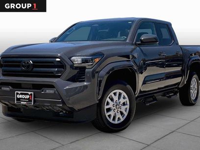 Used 2025 Toyota Tacoma SR5