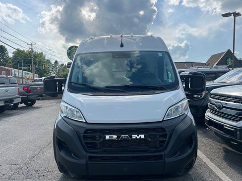 Used 2023 RAM ProMaster 3500 FWD image 2
