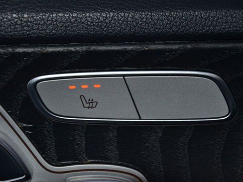 Used 2016 Mercedes-Benz C 300 Sedan w/ Premium 1 Package image 20