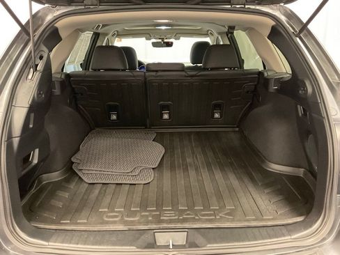 Used 2018 Subaru Outback 2.5i Limited AWD/4WD image 31