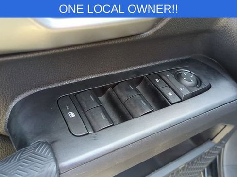 Used 2025 Toyota Tacoma TRD Sport AWD/4WD image 13