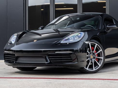 Used 2018 Porsche 718 Cayman S w/ Sport Chrono Package image 7