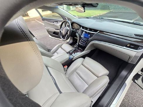 Used 2014 Cadillac XTS Premium FWD image 21