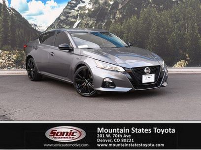 Used 2022 Nissan Altima 2.5 SR w/ Midnight Edition Package