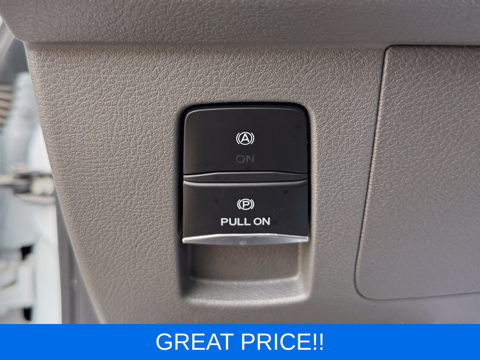 Used 2023 Ford Transit 350 XLT RWD image 14