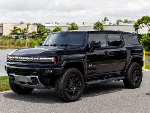 Used 2025 GMC Hummer EV 2X AWD/4WD image 7