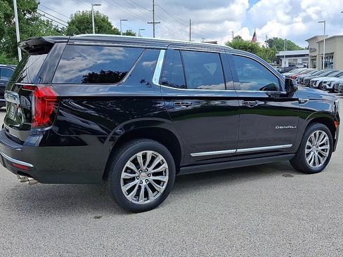 Used 2023 GMC Yukon Denali AWD/4WD image 8