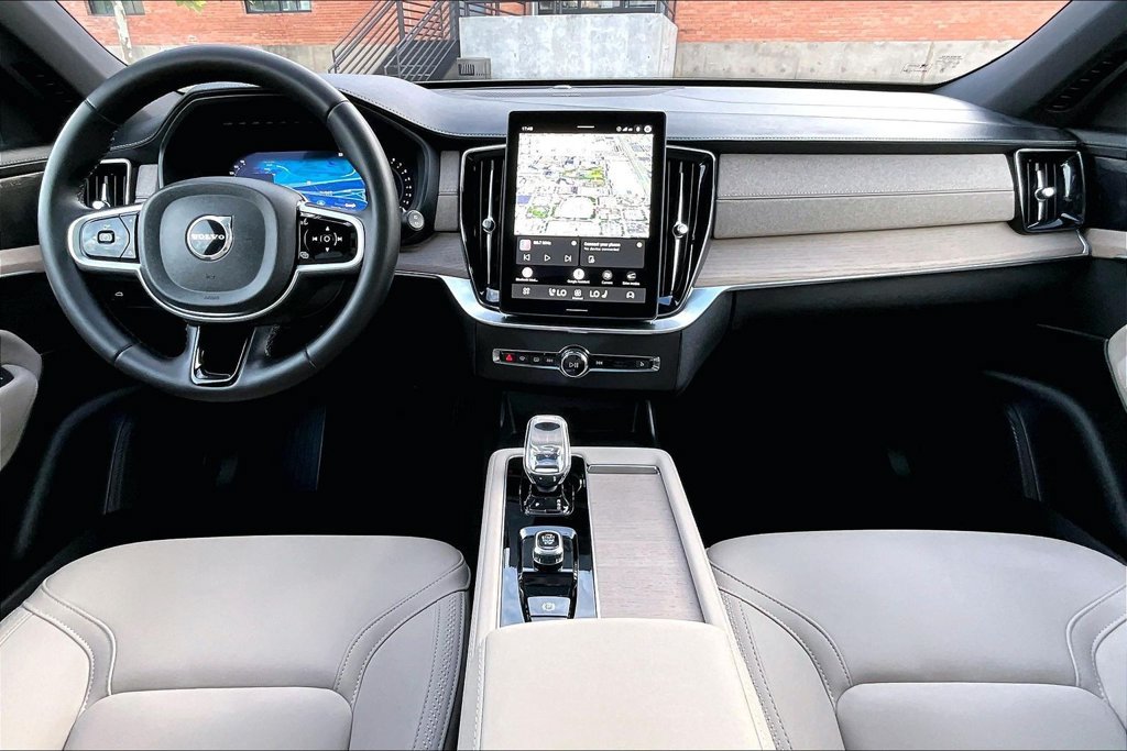 Used 2026 Volvo XC90 B6 Plus AWD/4WD image 20