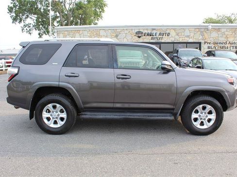 Used 2014 Toyota 4Runner SR5 Premium AWD/4WD image 8