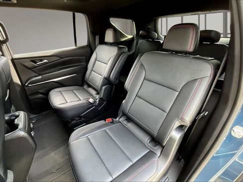 Used 2026 Chevrolet Traverse Z71 w/ Driver Confidence Package AWD/4WD image 21
