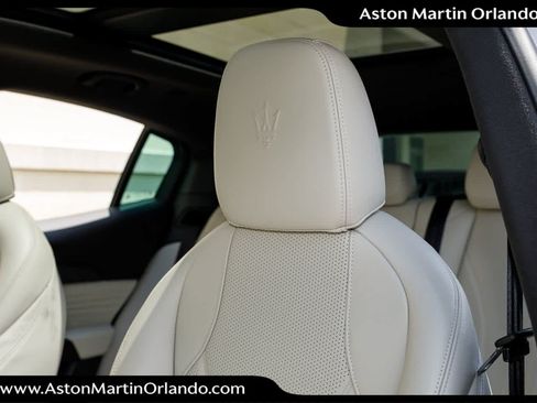 Used 2023 Maserati Grecale Modena AWD/4WD image 5