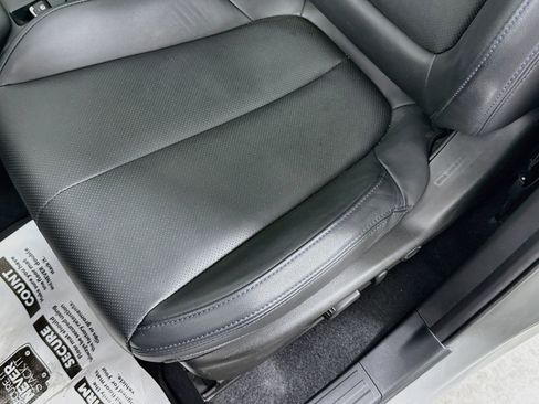 Used 2025 Subaru Forester Limited AWD/4WD image 22