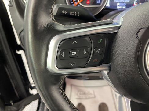 Used 2021 Jeep Wrangler Unlimited Sahara image 18