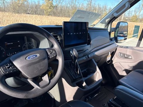 Used 2024 Ford Transit 250 AWD w/ Exterior Upgrade Package image 20