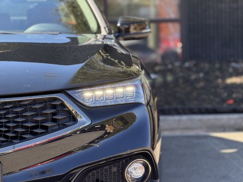 Used 2019 Acura TLX w/ Technology & A-SPEC Pkg image 5
