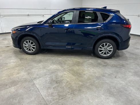 Used 2025 MAZDA CX-5 AWD 2.5 S w/ Preferred Package image 8