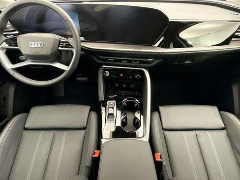Used 2026 Audi Q5 Premium Plus w/ Premium Plus AWD/4WD image 13