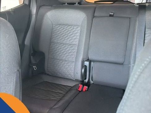 Used 2020 Chevrolet Equinox LT FWD image 12