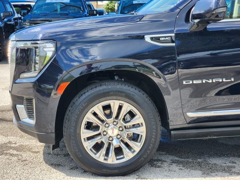 Used 2022 GMC Yukon XL Denali AWD/4WD image 27