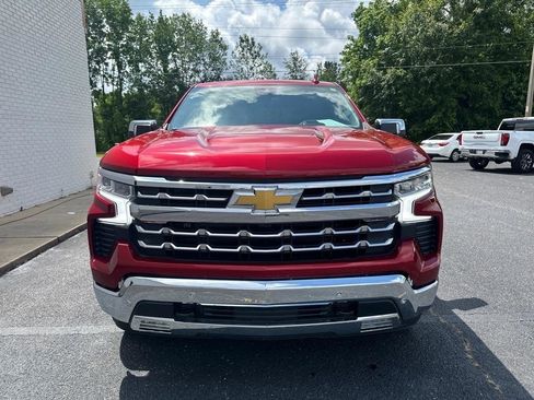 Used 2024 Chevrolet Silverado 1500 LTZ image 2