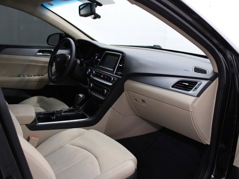 Used 2018 Hyundai Sonata SEL FWD image 10