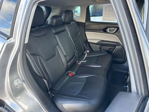 Used 2022 Jeep Compass Limited image 37