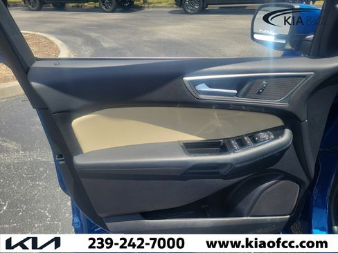 Used 2020 Ford Edge SEL w/ Convenience Package FWD image 23
