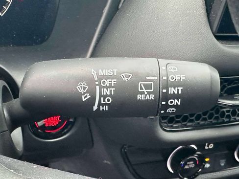Used 2026 Honda HR-V LX image 19