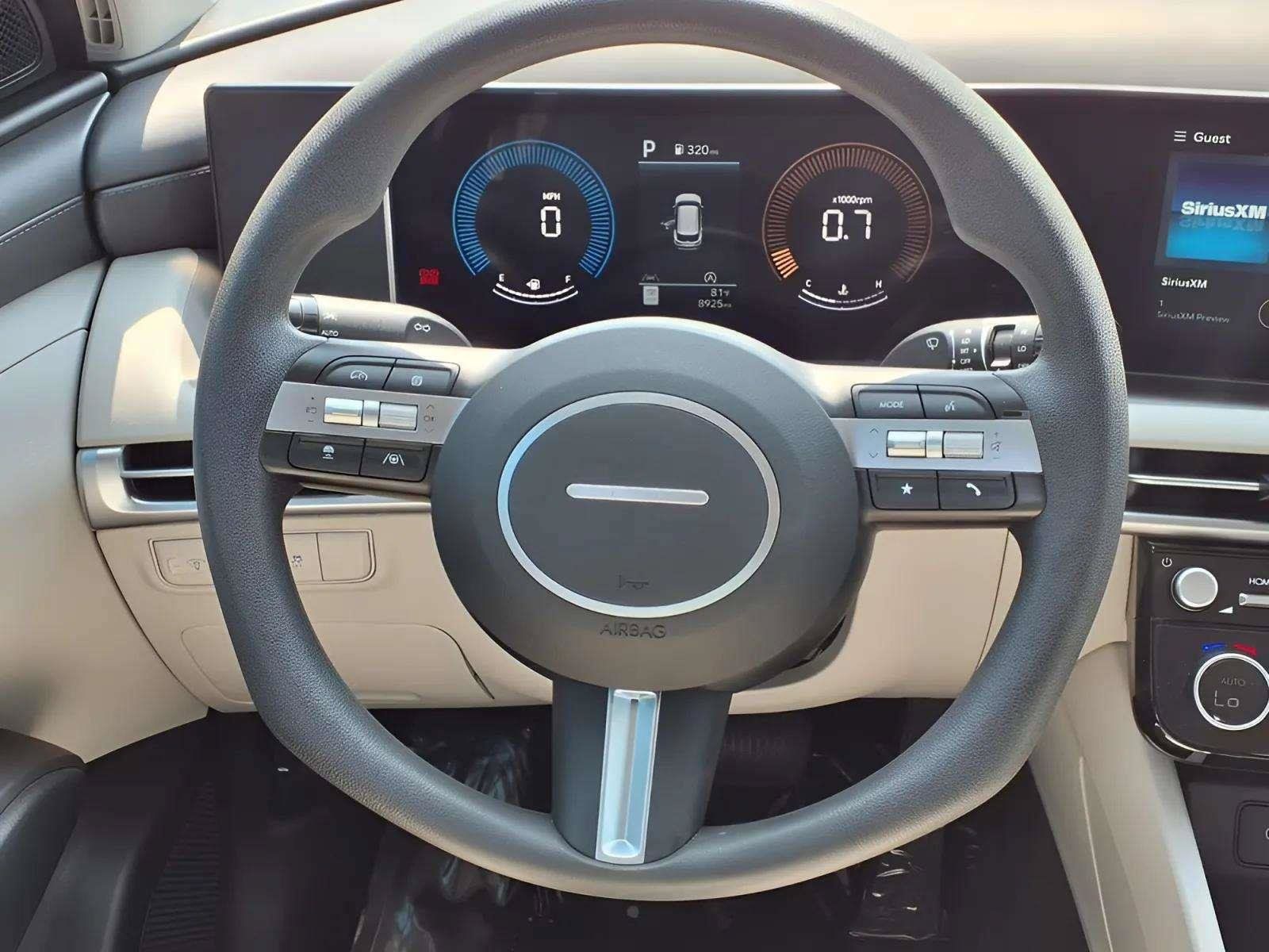 Certified 2025 Hyundai Tucson SEL FWD image 18
