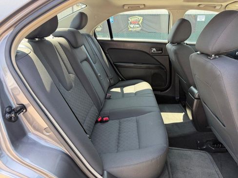 Used 2012 Ford Fusion SE FWD image 33