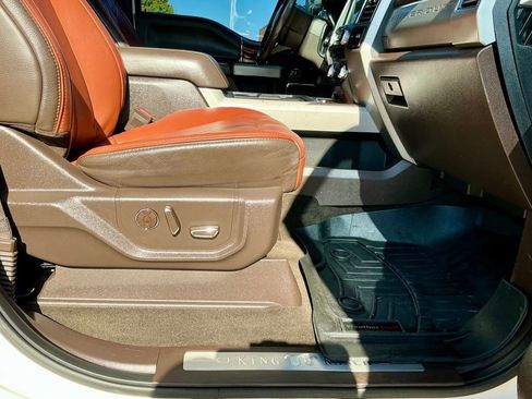 Used 2018 Ford F350 King Ranch w/ King Ranch Ultimate Package AWD/4WD image 23