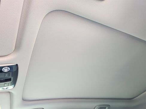 New 2026 Kia Sorento S image 18