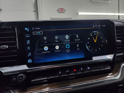 Used 2024 Chevrolet Silverado 2500 LT image 42