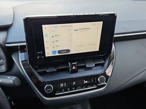 Used 2023 Toyota Corolla LE image 14