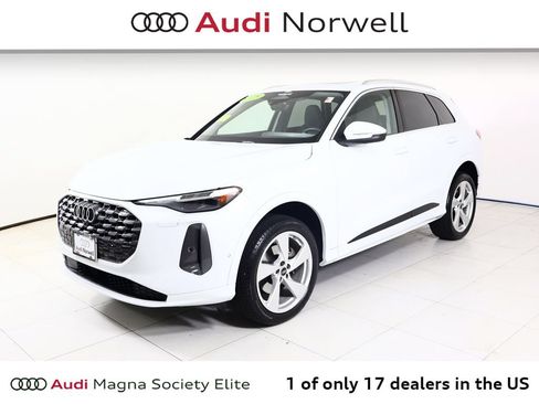Used 2025 Audi Q5 Premium Plus w/ Premium Plus AWD/4WD image 12