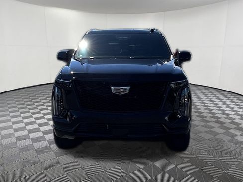 Used 2026 Cadillac Escalade Sport AWD/4WD image 2