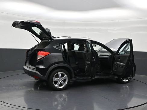 Used 2016 Honda HR-V LX image 30