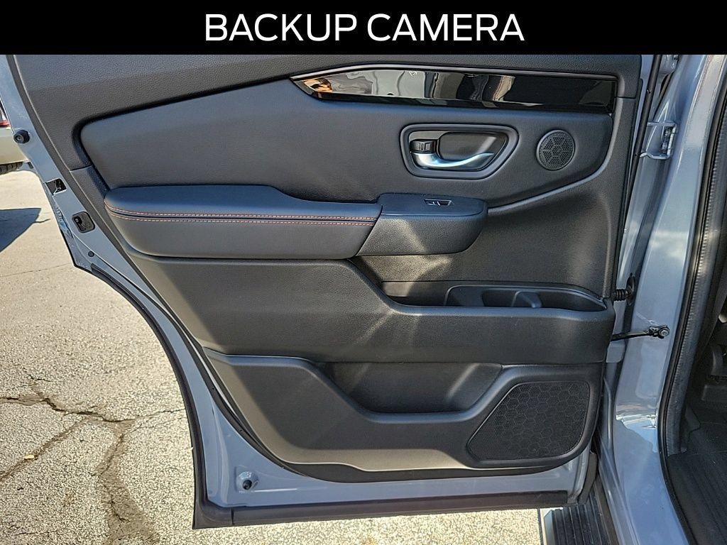 Used 2024 Honda Pilot TrailSport image 15