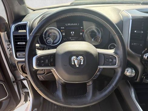 Used 2022 RAM 1500 Laramie AWD/4WD image 13