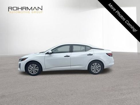 Used 2024 Nissan Sentra S FWD image 9
