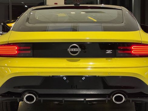 Used 2024 Nissan Z Sport w/ Floor Mat Package image 14