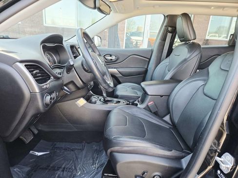 Used 2021 Jeep Cherokee Limited w/ Elite Package image 12